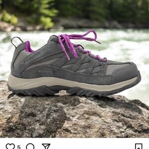 Columbia hiking boots crest wood 
New never worn